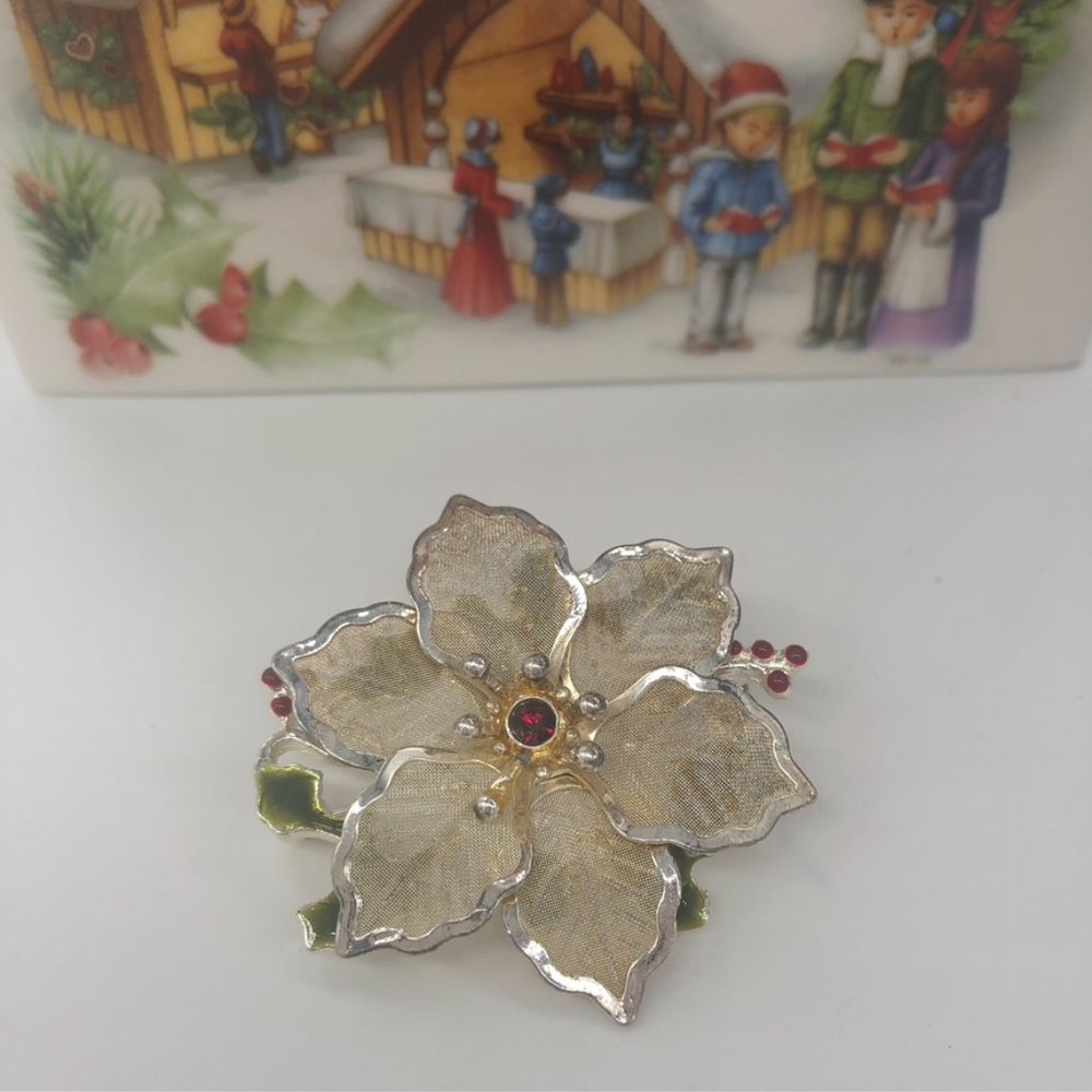 Kenneth Cole Silver Filigree Poinsettia Pin KC